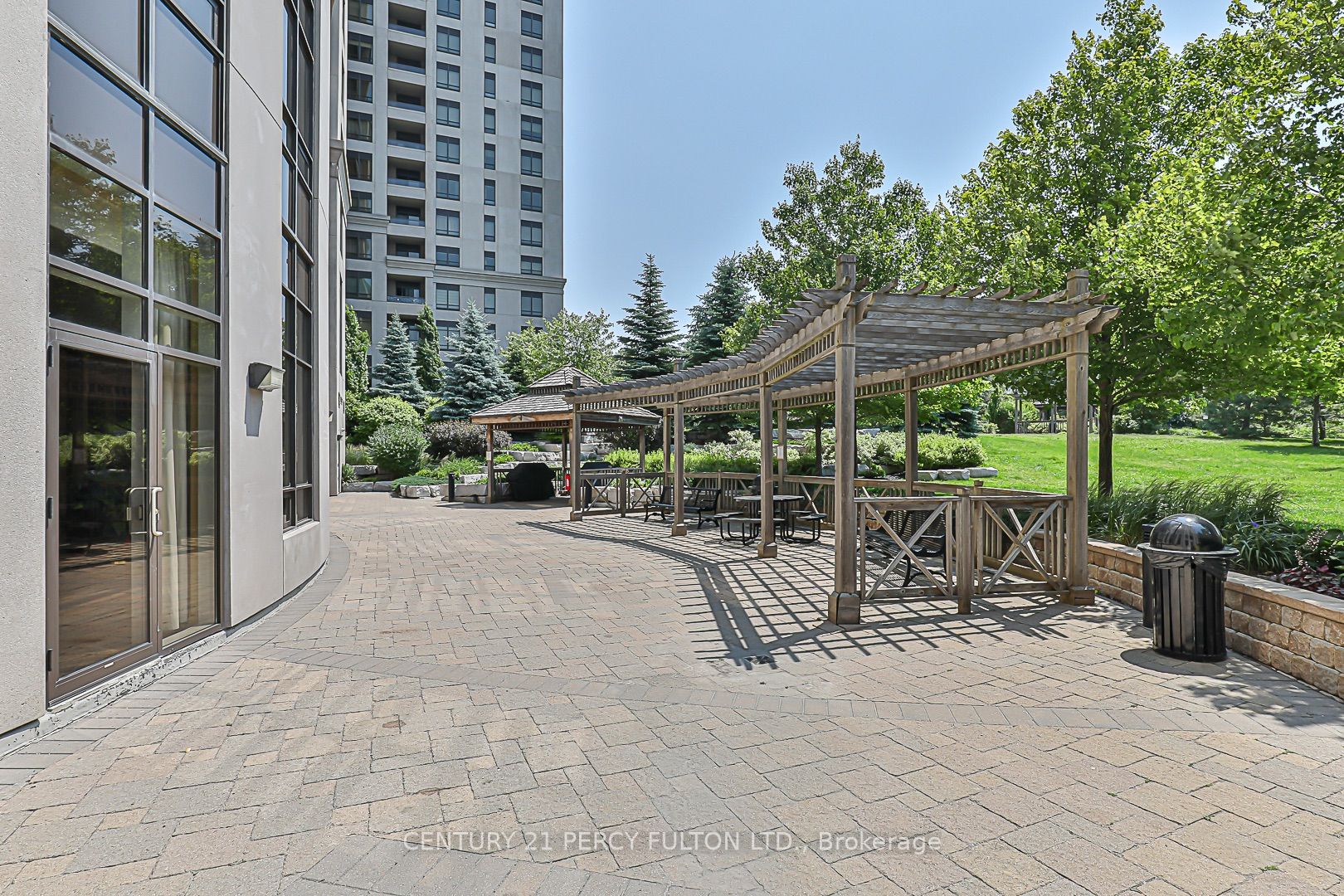 9245 Jane St, #1114