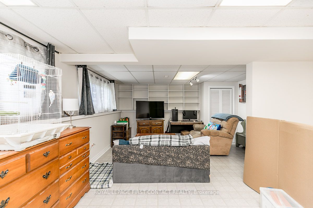 55 Marshall Cres