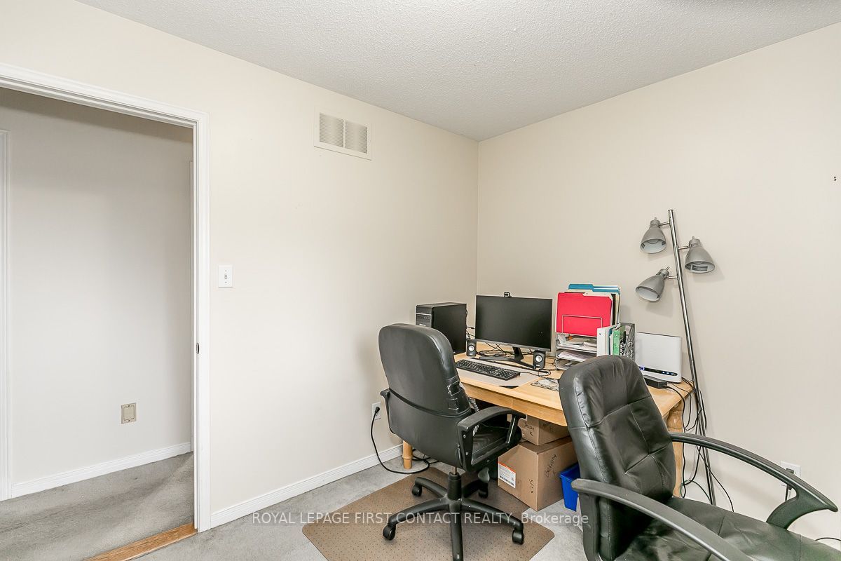55 Marshall Cres