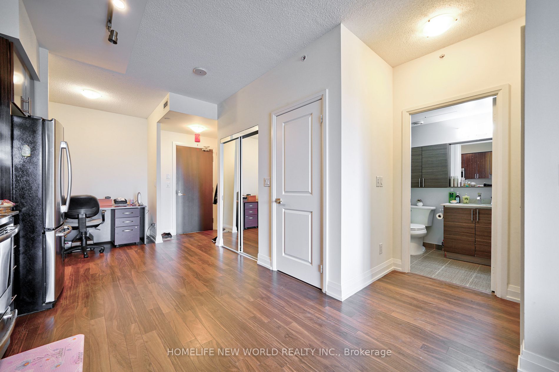 7171 Yonge St, #2706
