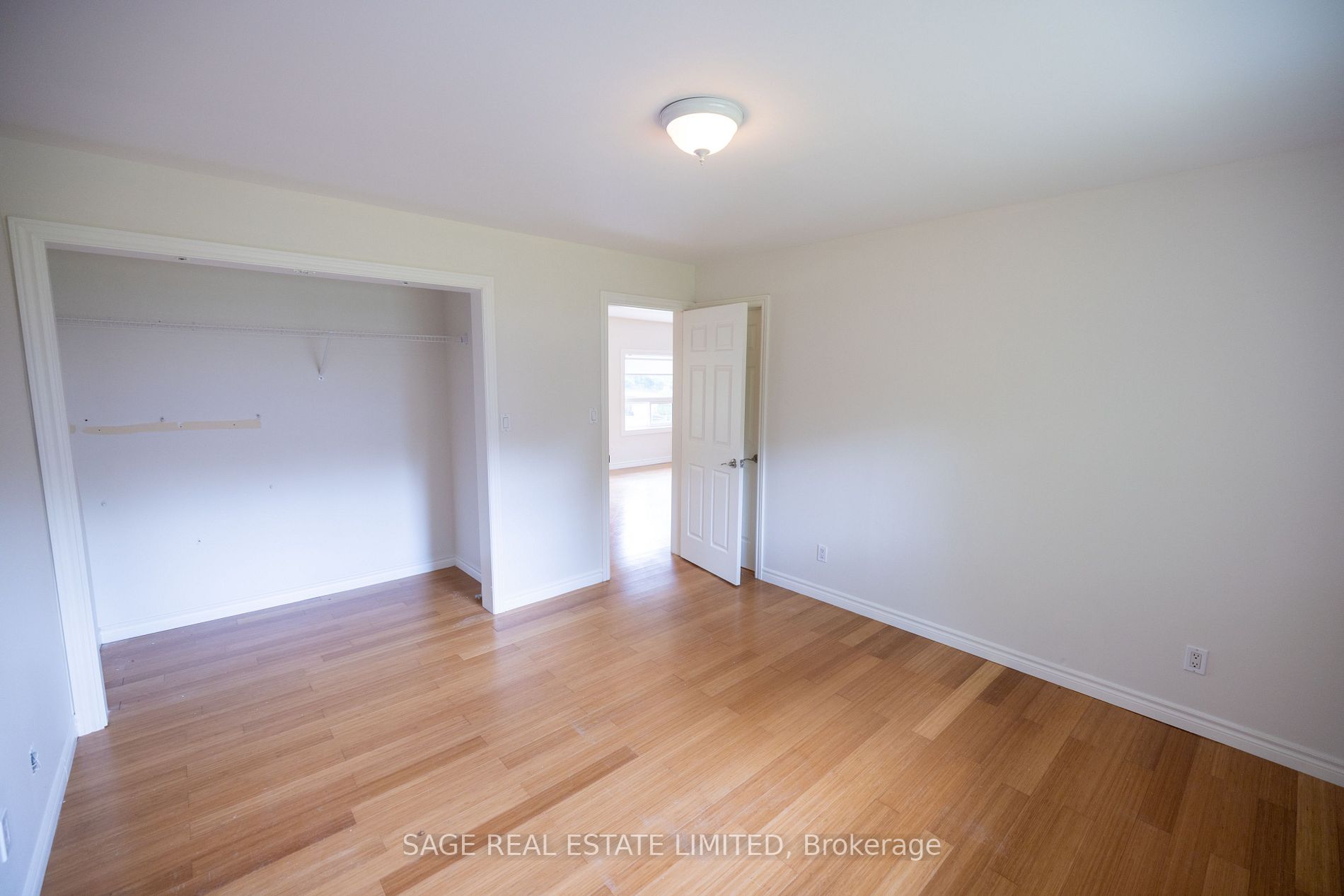 3920 Ruth Rd