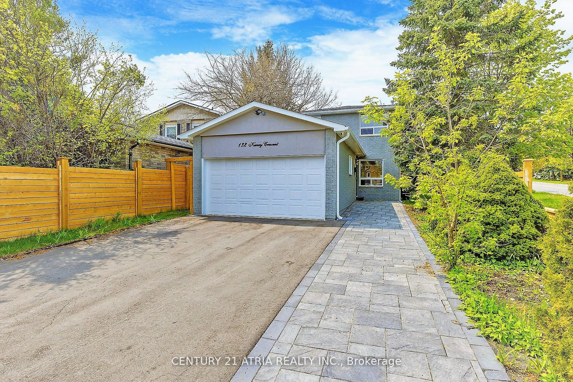 132 Kersey Cres
