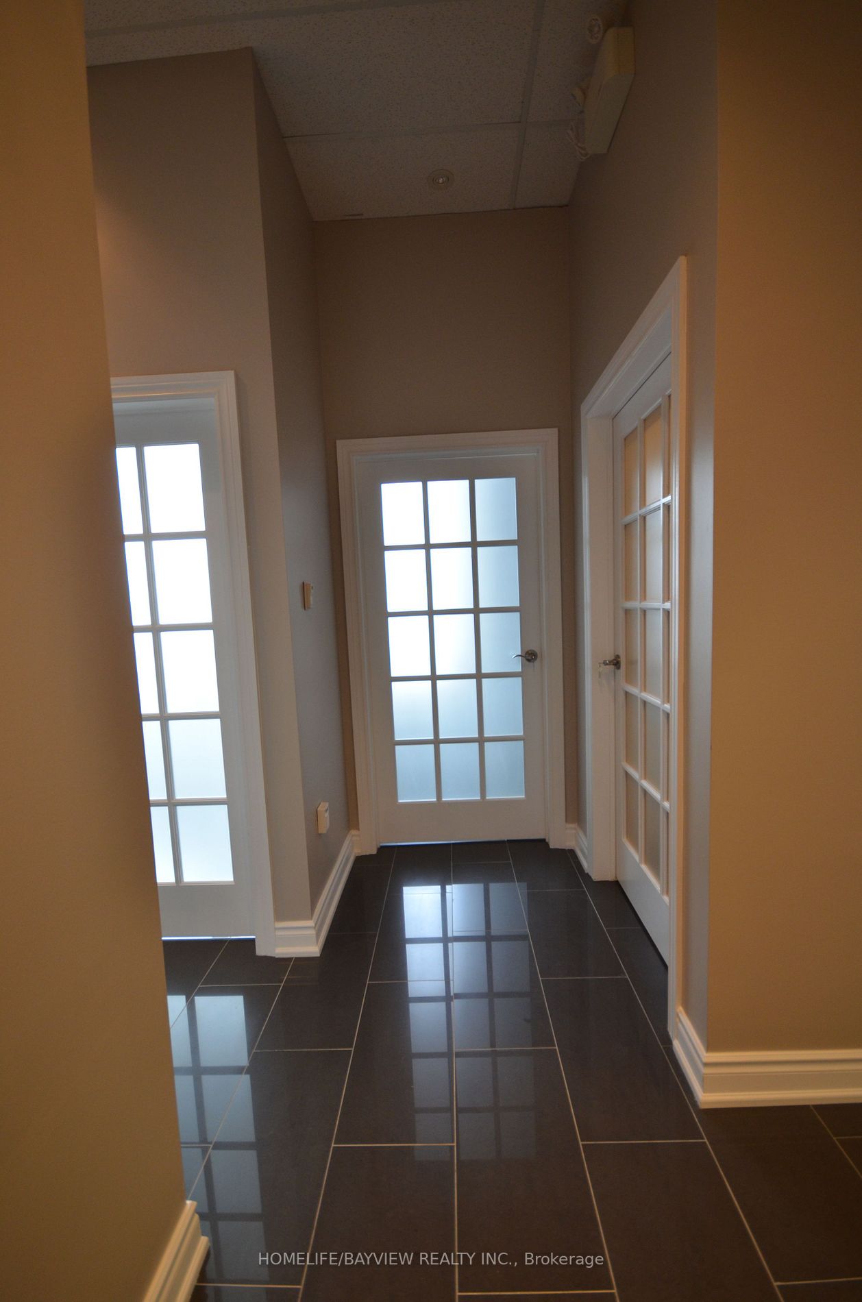 7163 Yonge St, #245