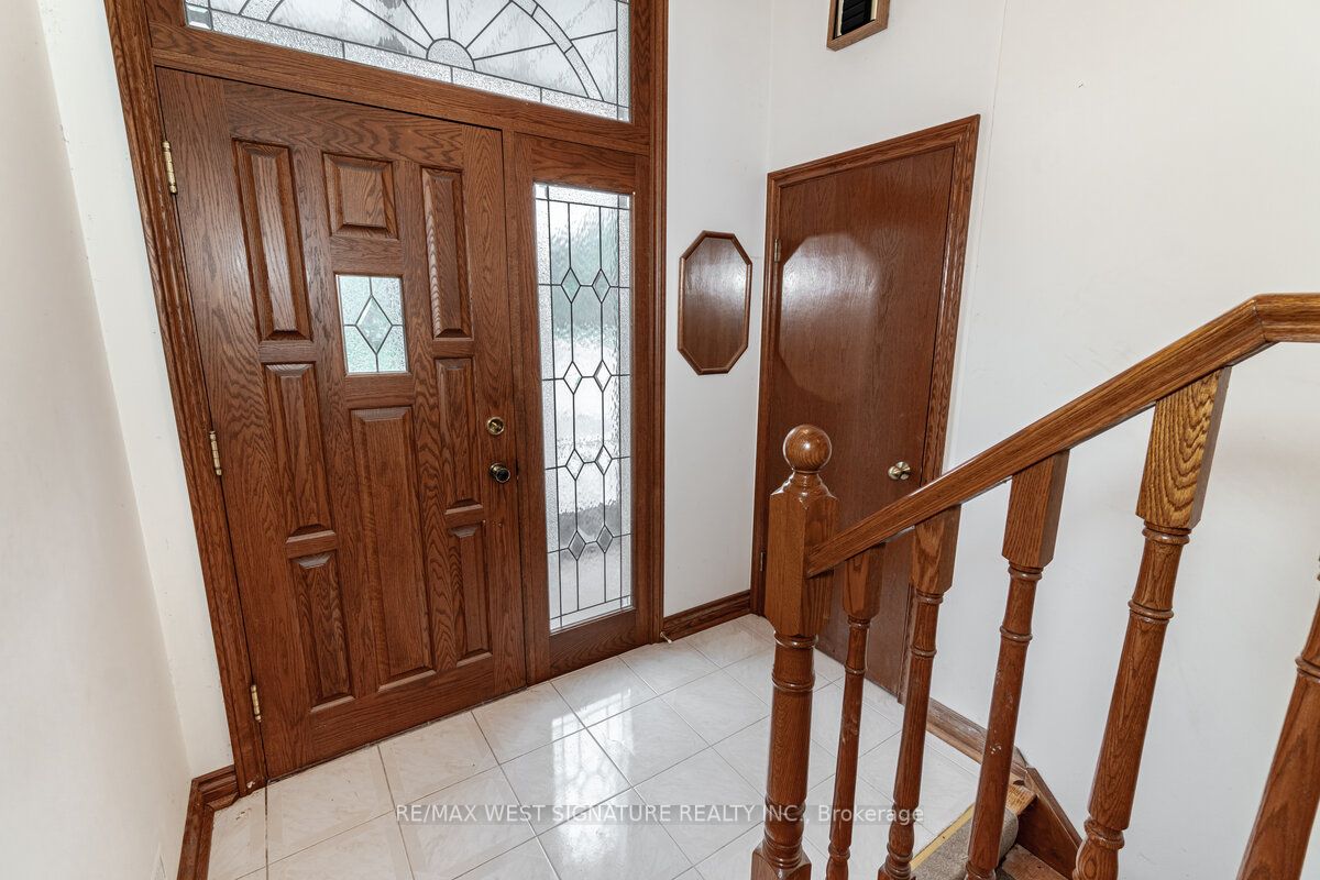 10 Keewaydin Rd
