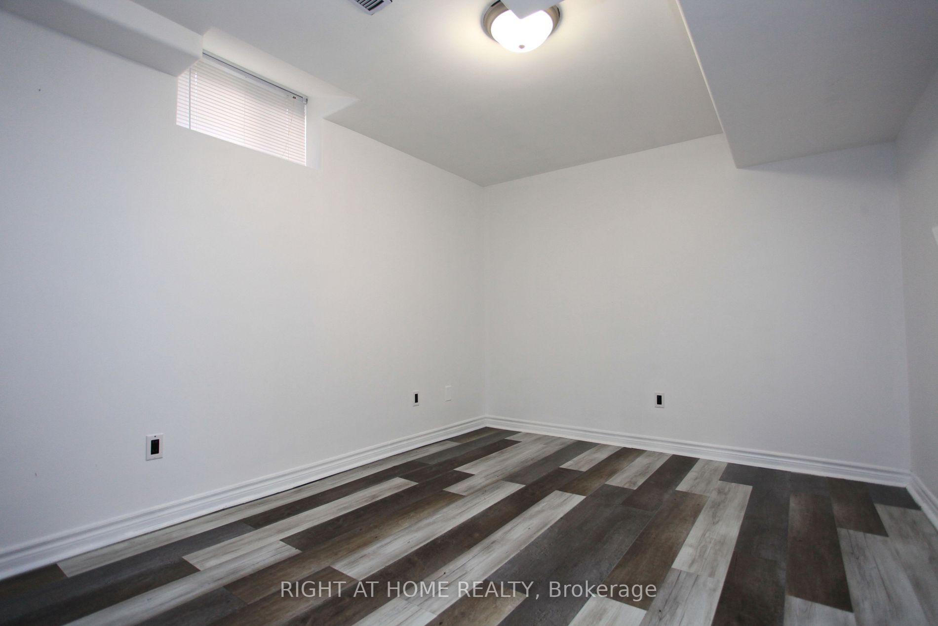 1224 Gina St