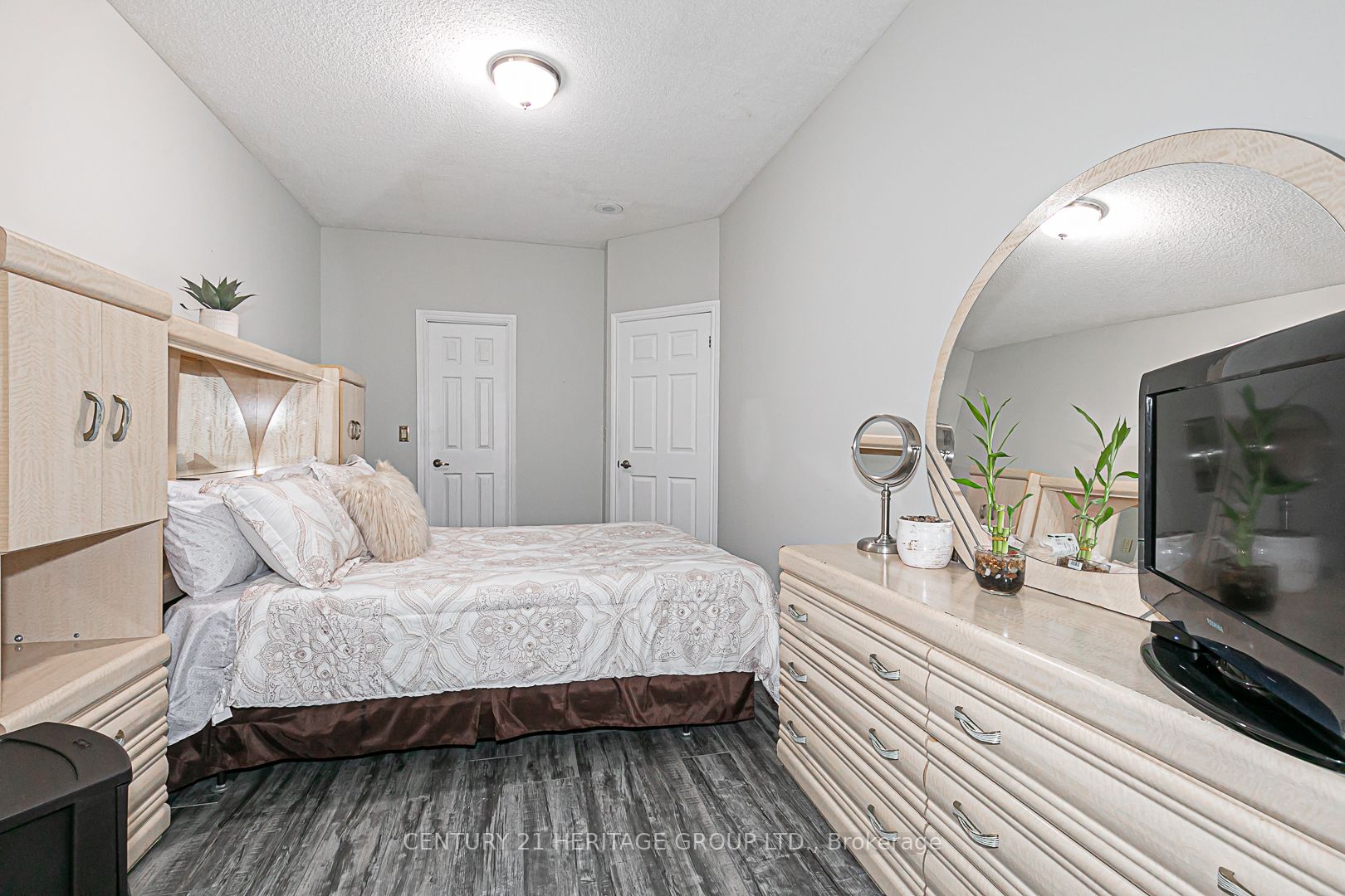 130 Pond Dr, #102