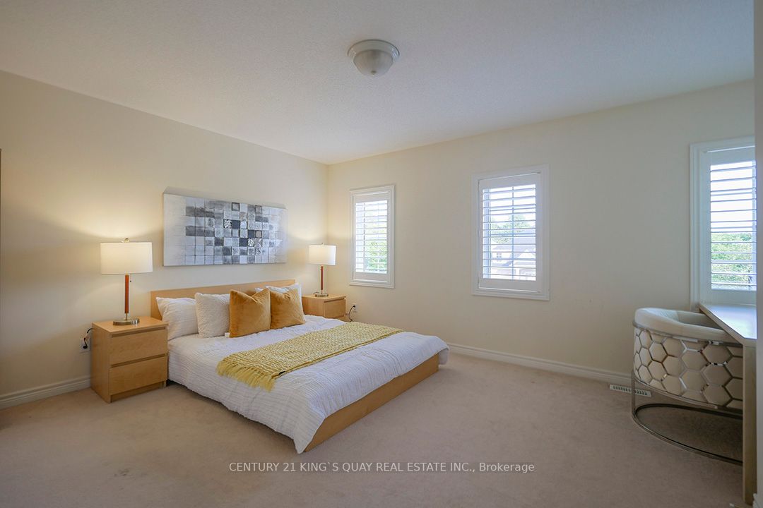 50 Castleglen Blvd