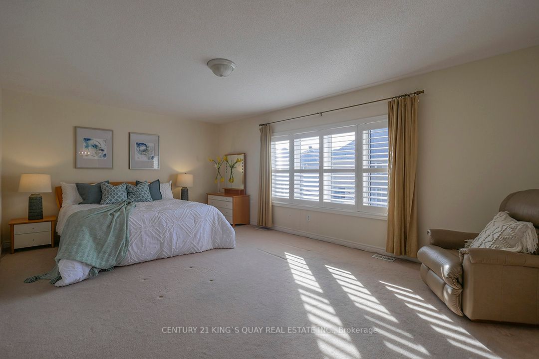 50 Castleglen Blvd