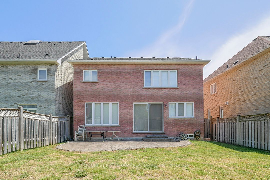 50 Castleglen Blvd