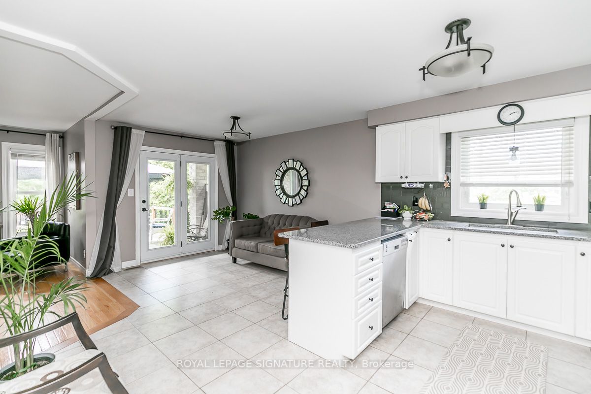 84 Elmwood Ave