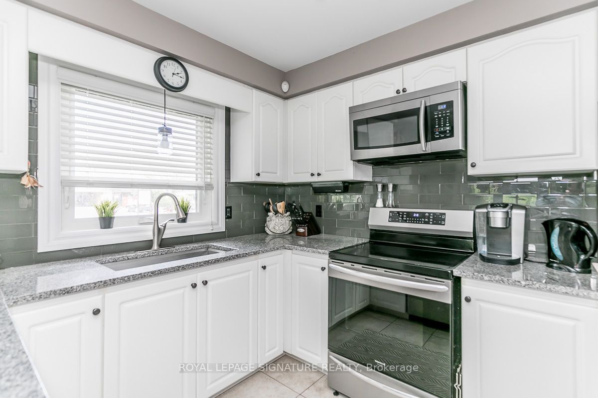 84 Elmwood Ave