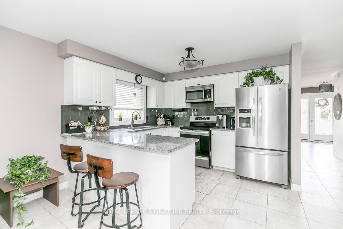 84 Elmwood Ave