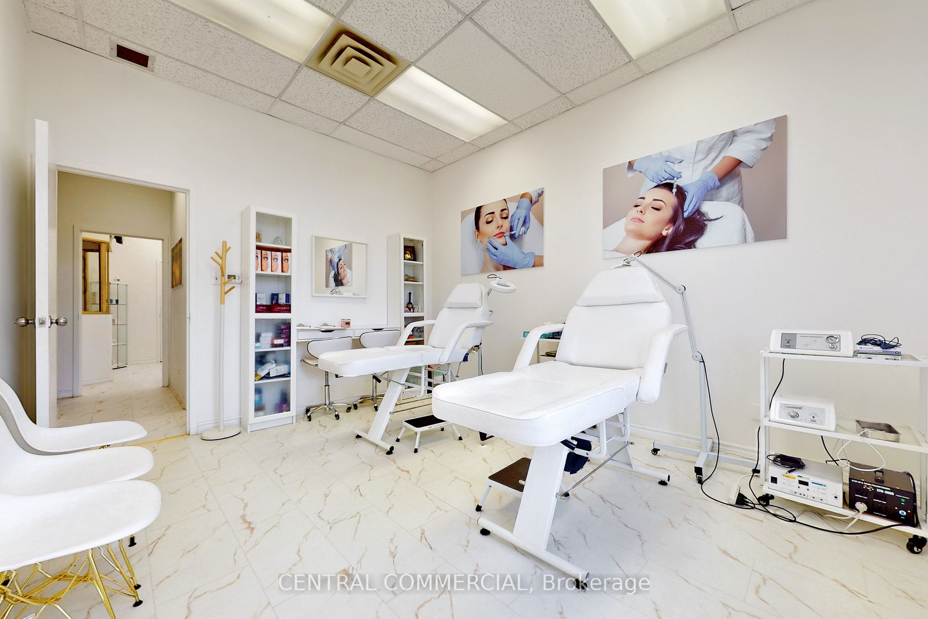 10168 Yonge St, #204