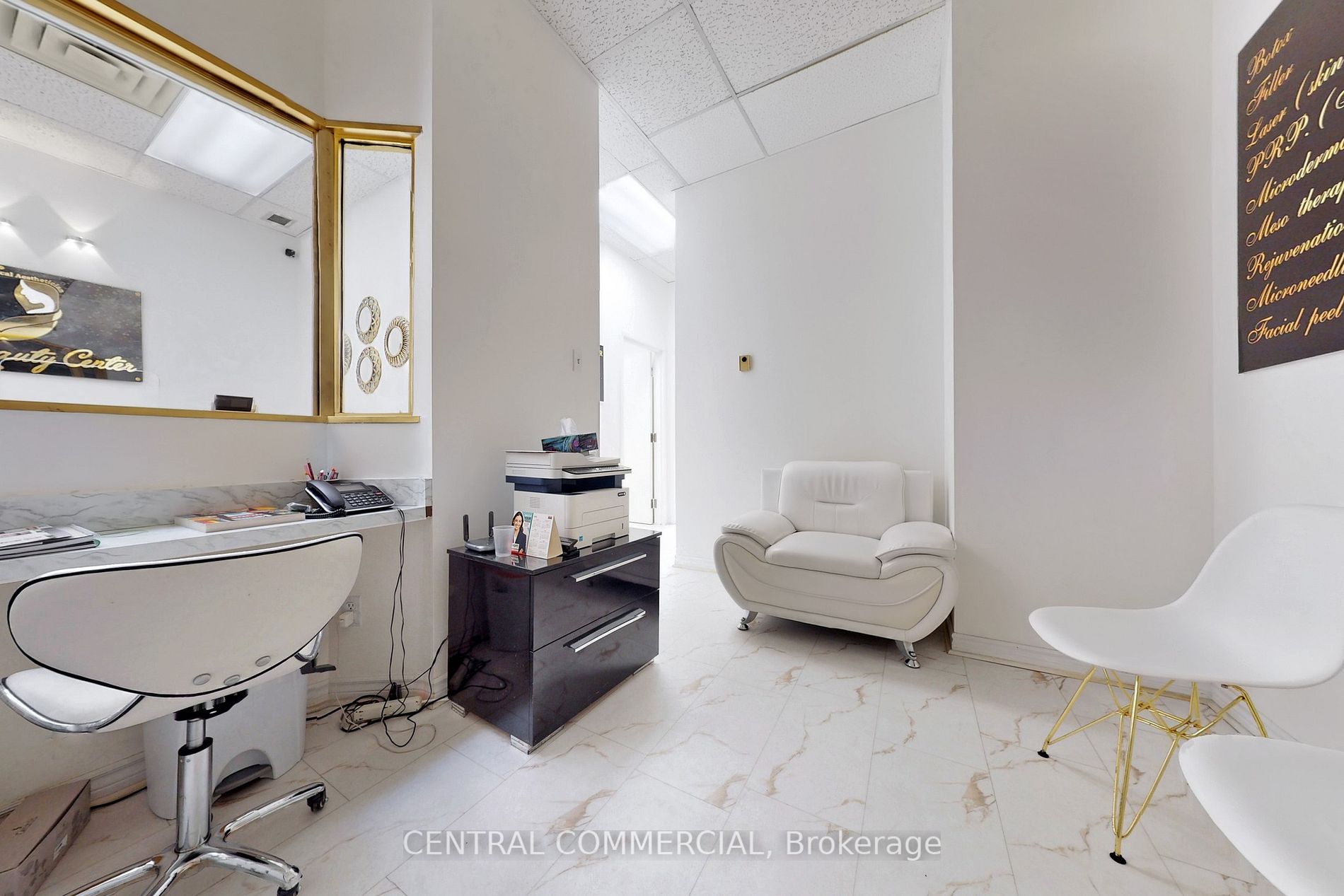 10168 Yonge St, #204