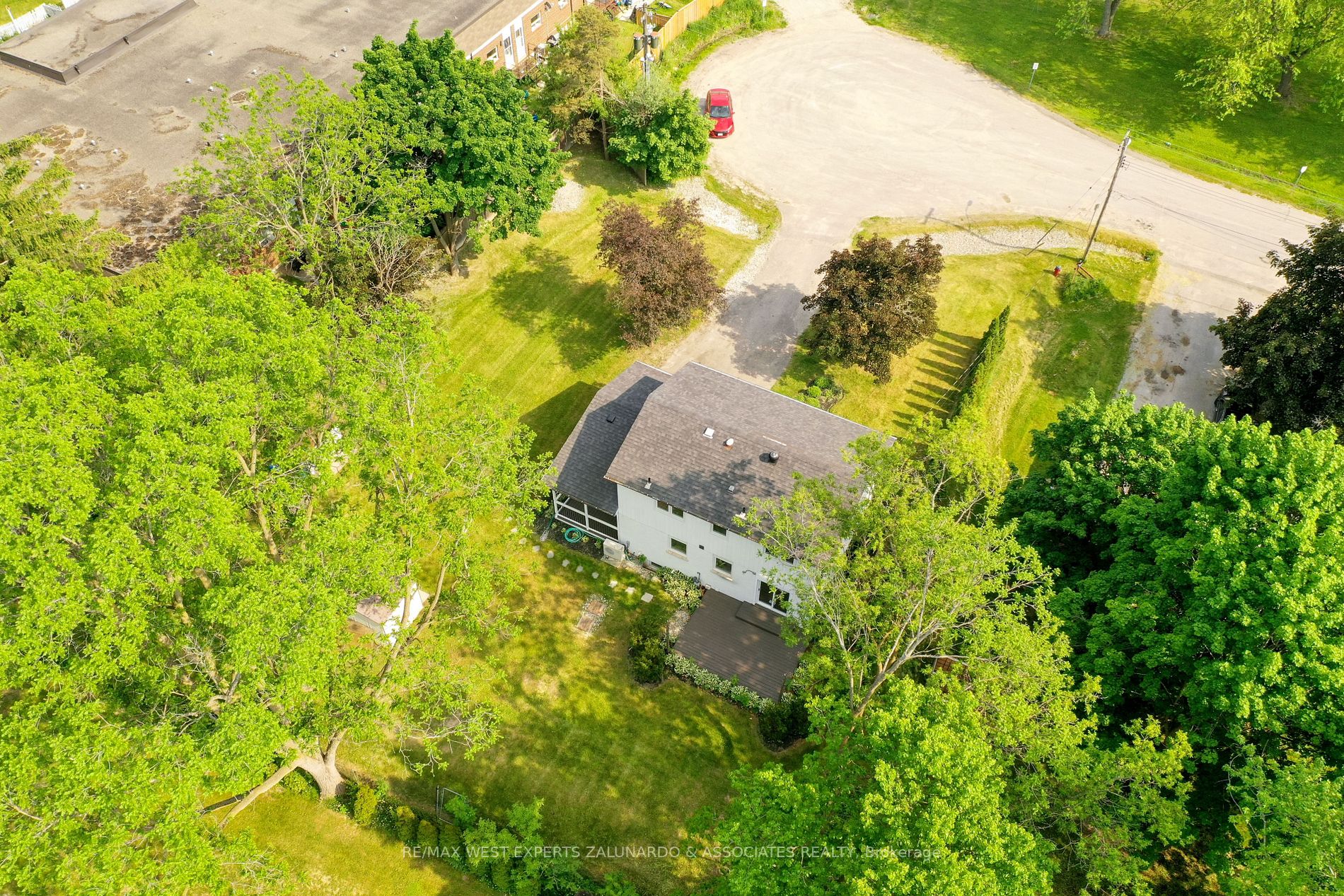 5 Osler Crt