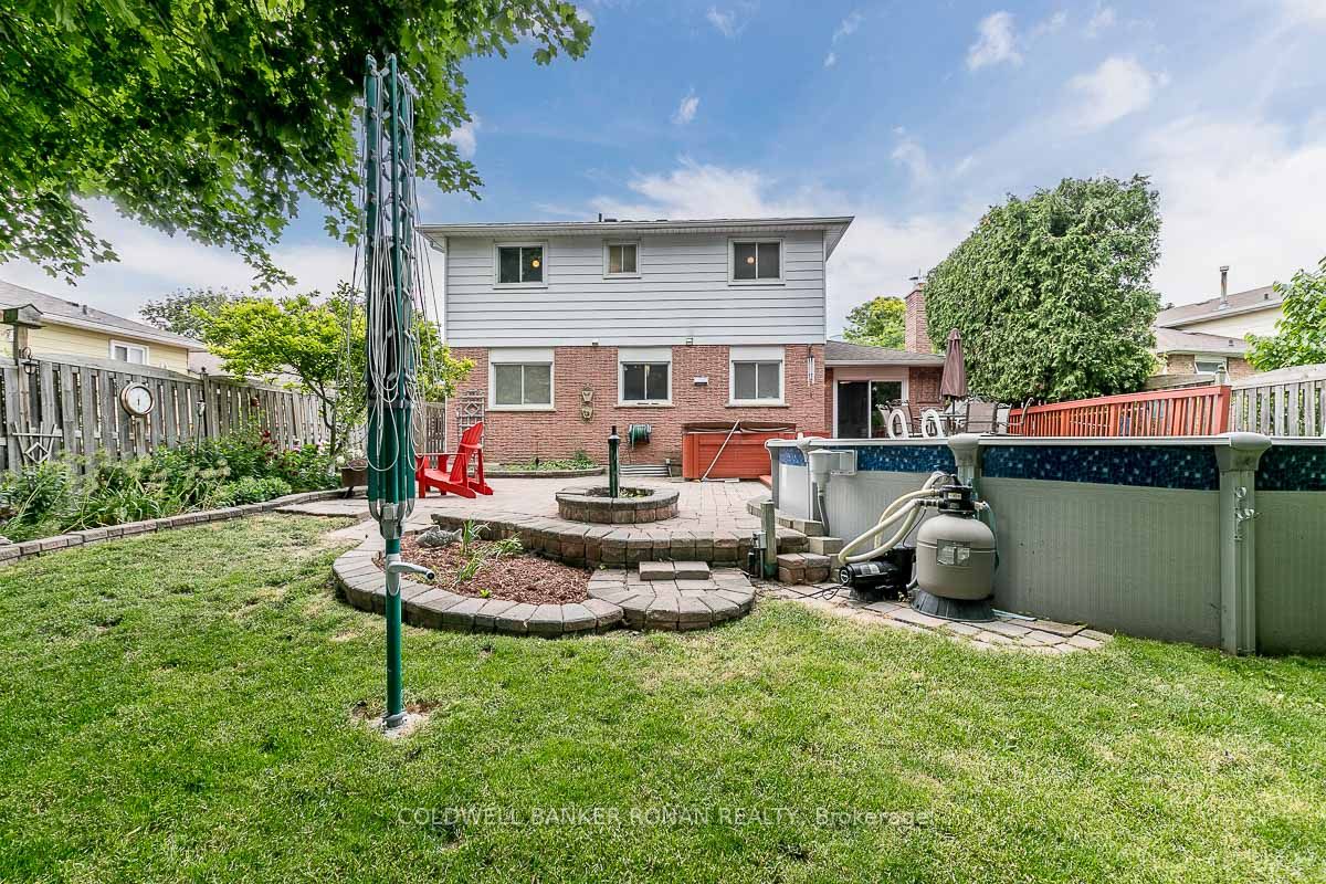 6 Brown St