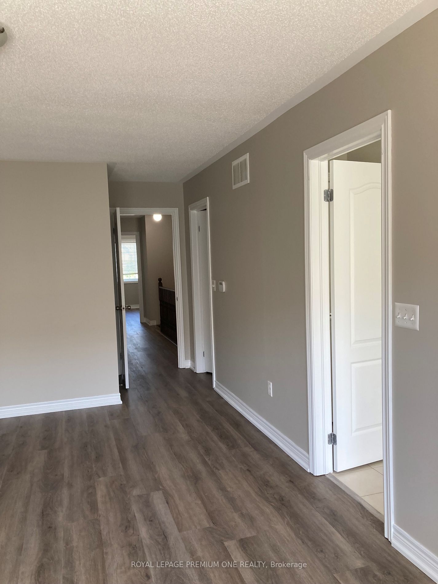 16 Belfry Dr