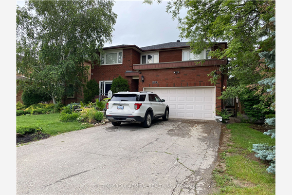 276 Spring Gate Blvd, Vaughan