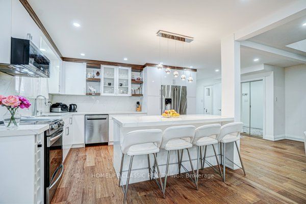 14 Mortimer Crt