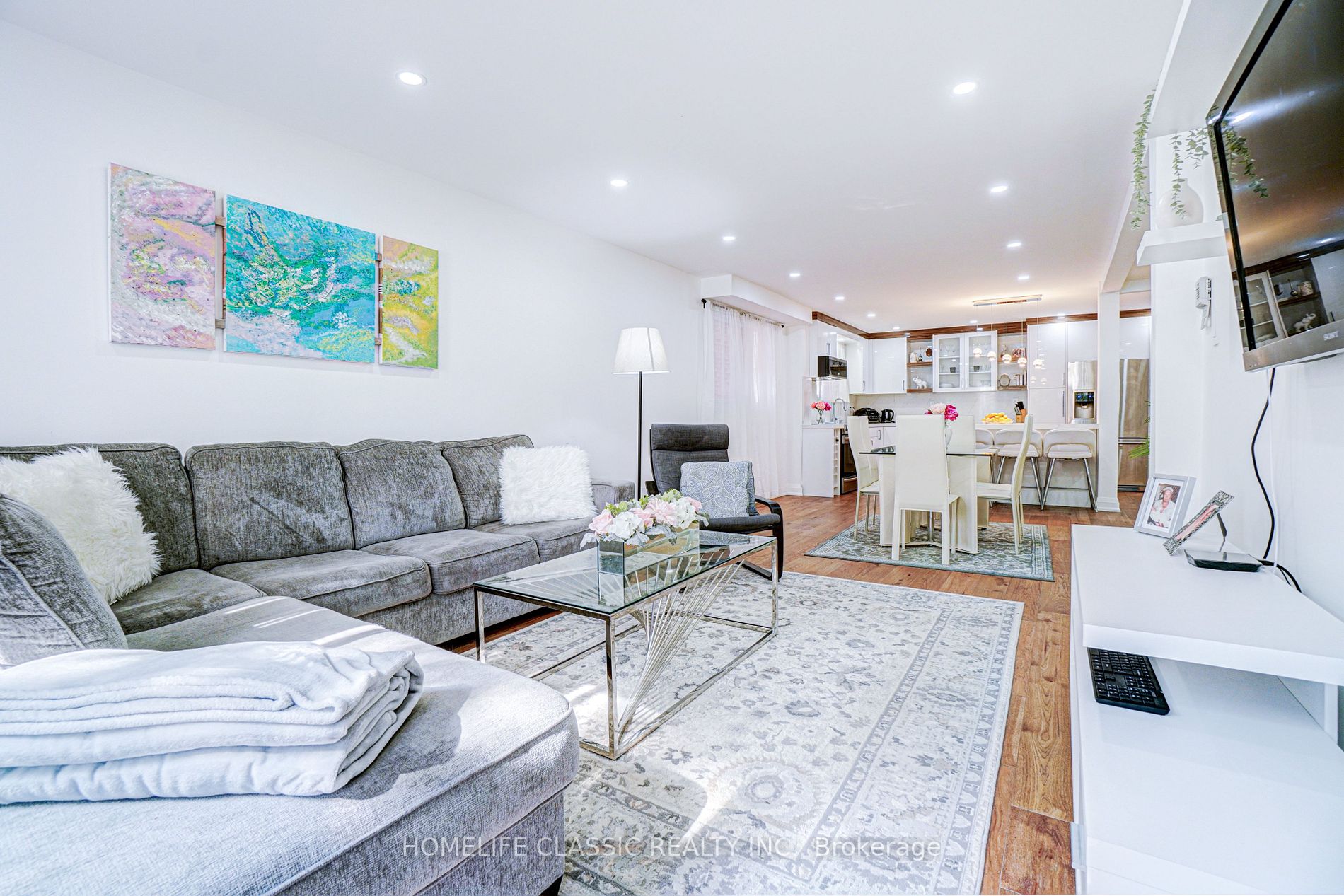 14 Mortimer Crt