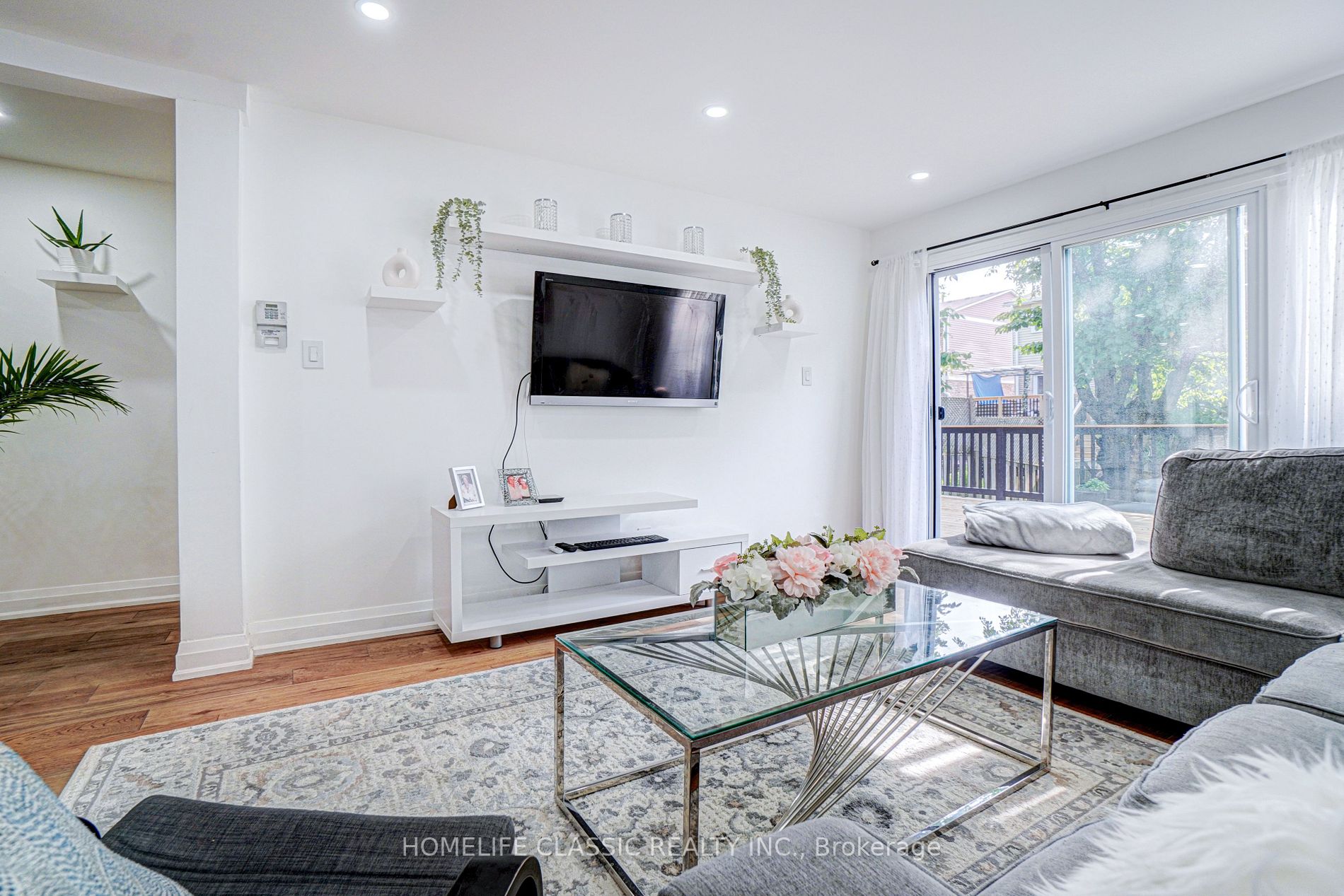 14 Mortimer Crt