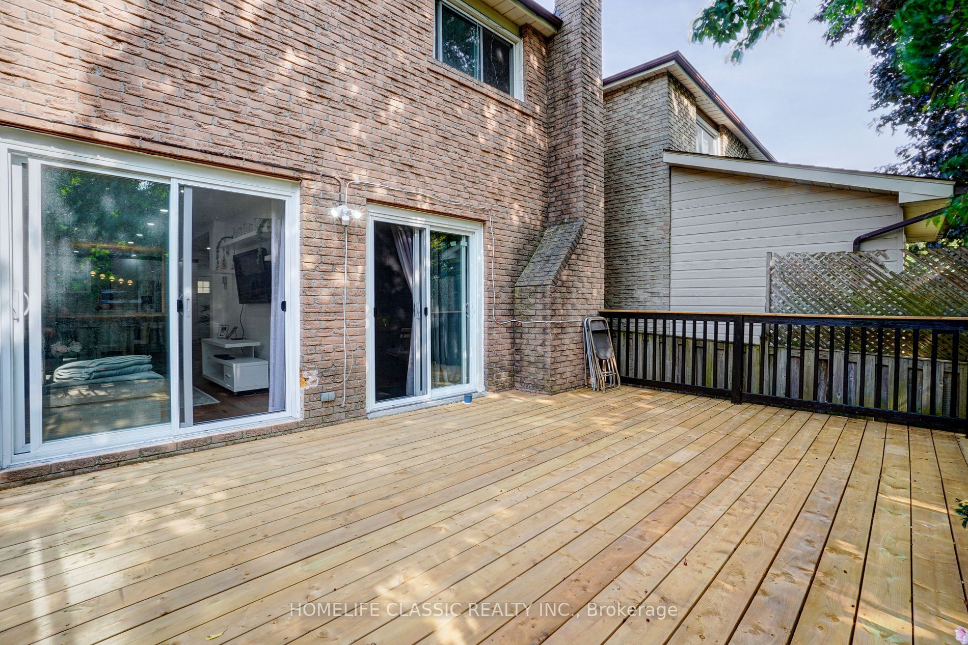 14 Mortimer Crt