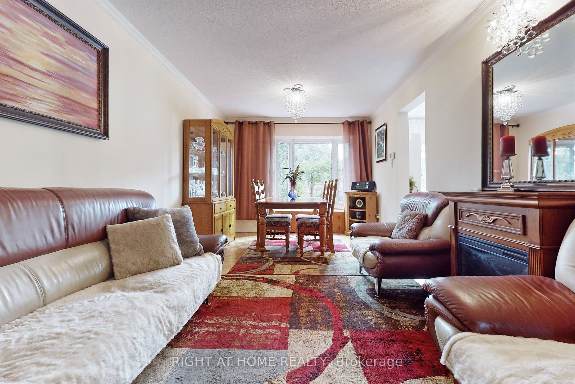 23 Steepleview Cres