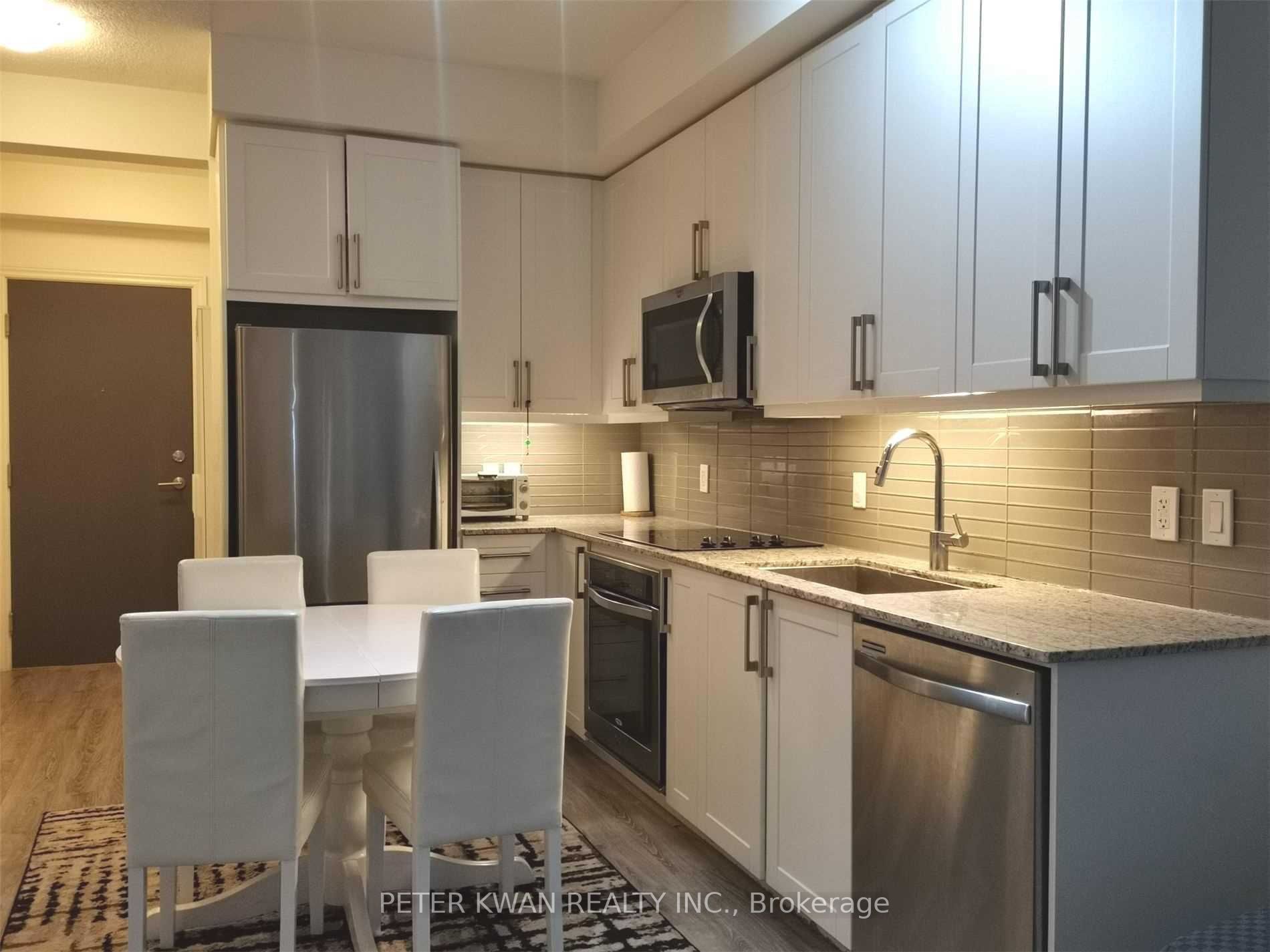 9608 Yonge St, #1105