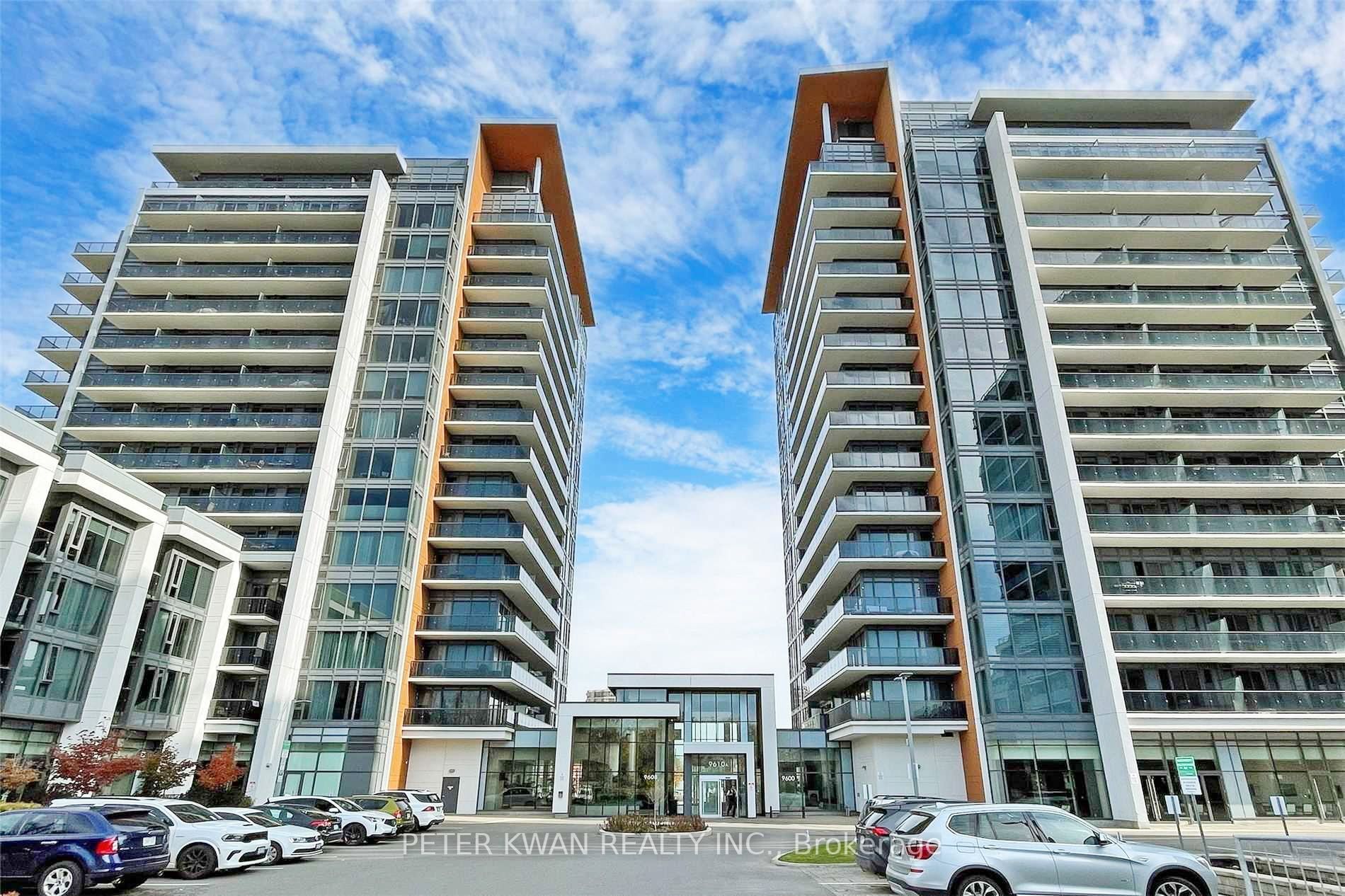 9608 Yonge St, #1105