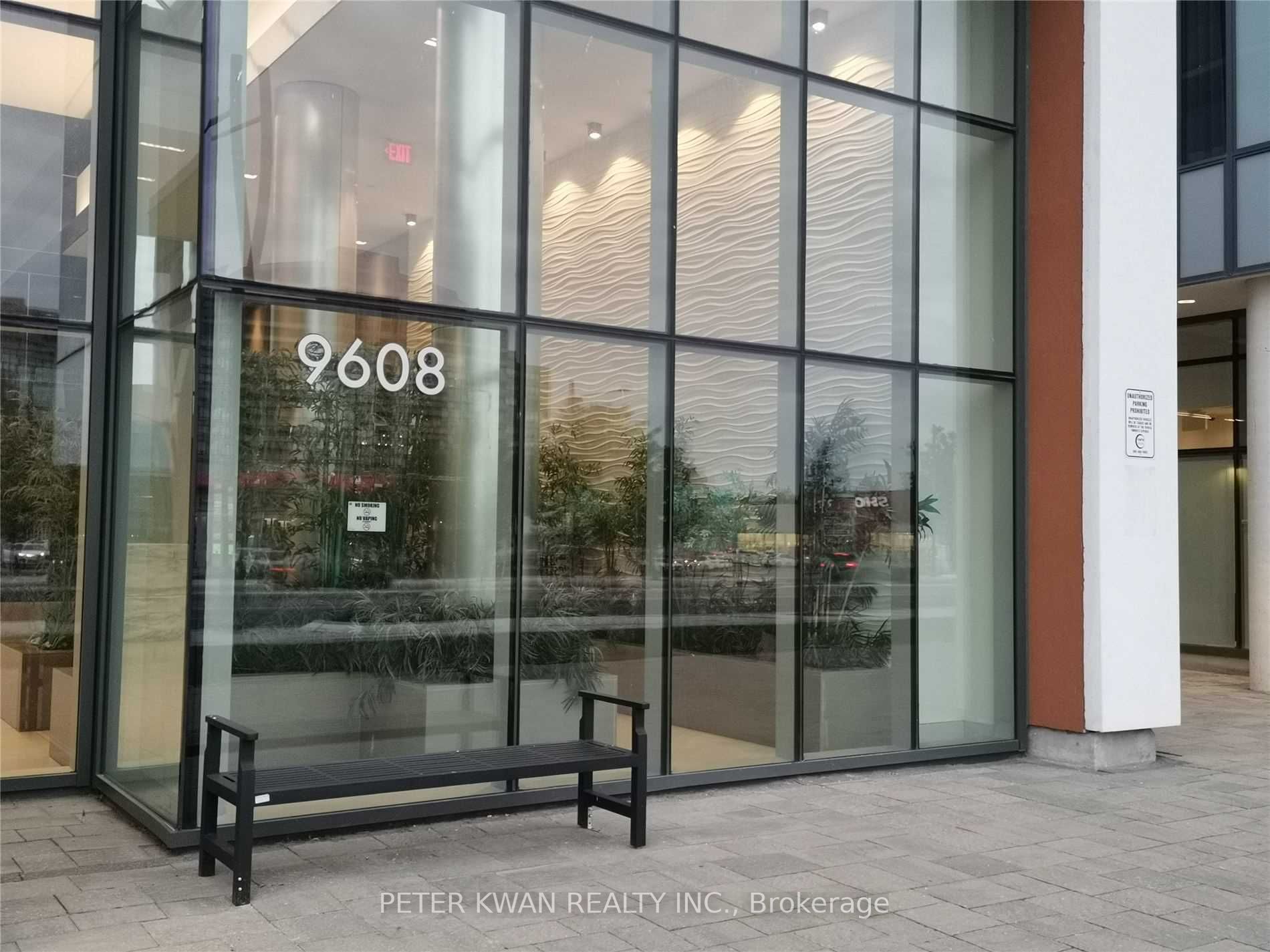 9608 Yonge St, #1105
