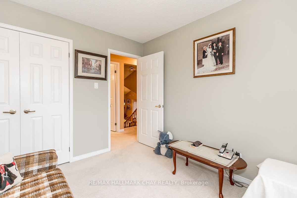 146 Greenbriar Road, #19