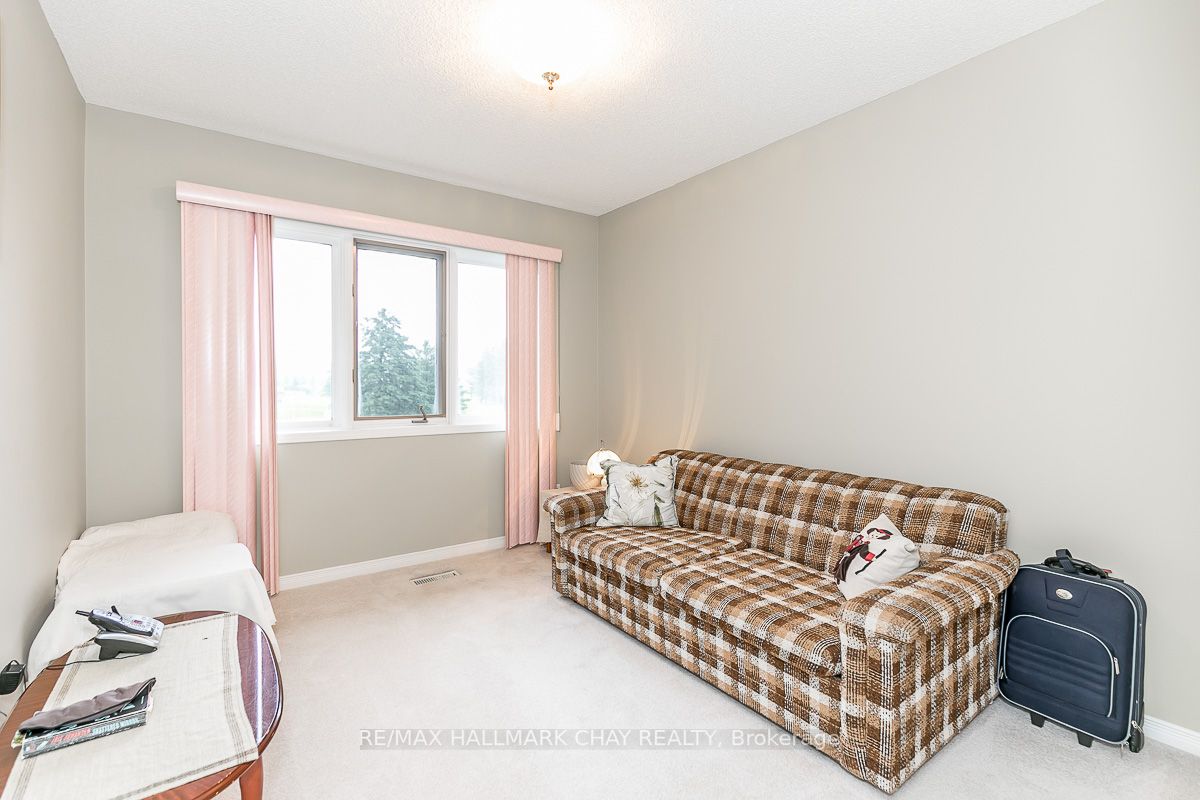 146 Greenbriar Road, #19