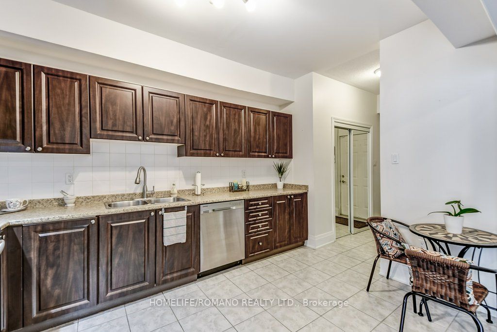 9944 Keele St, #109