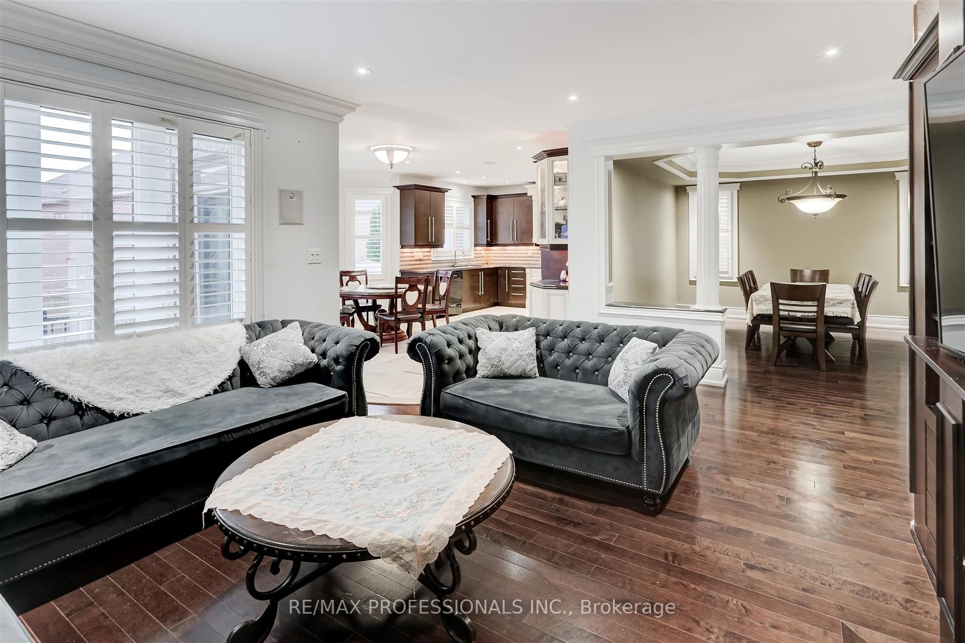 15 Stanton Ave
