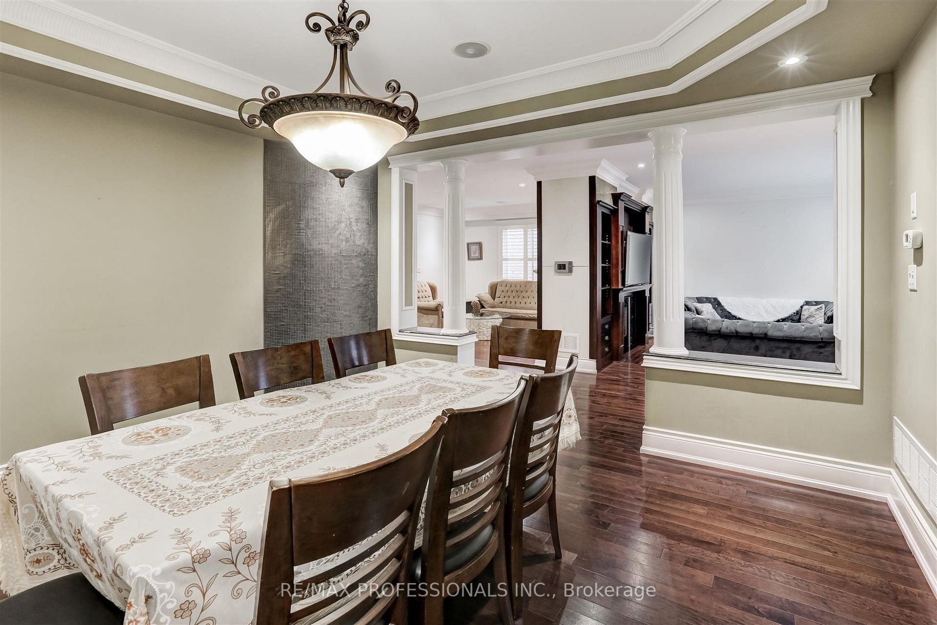 15 Stanton Ave