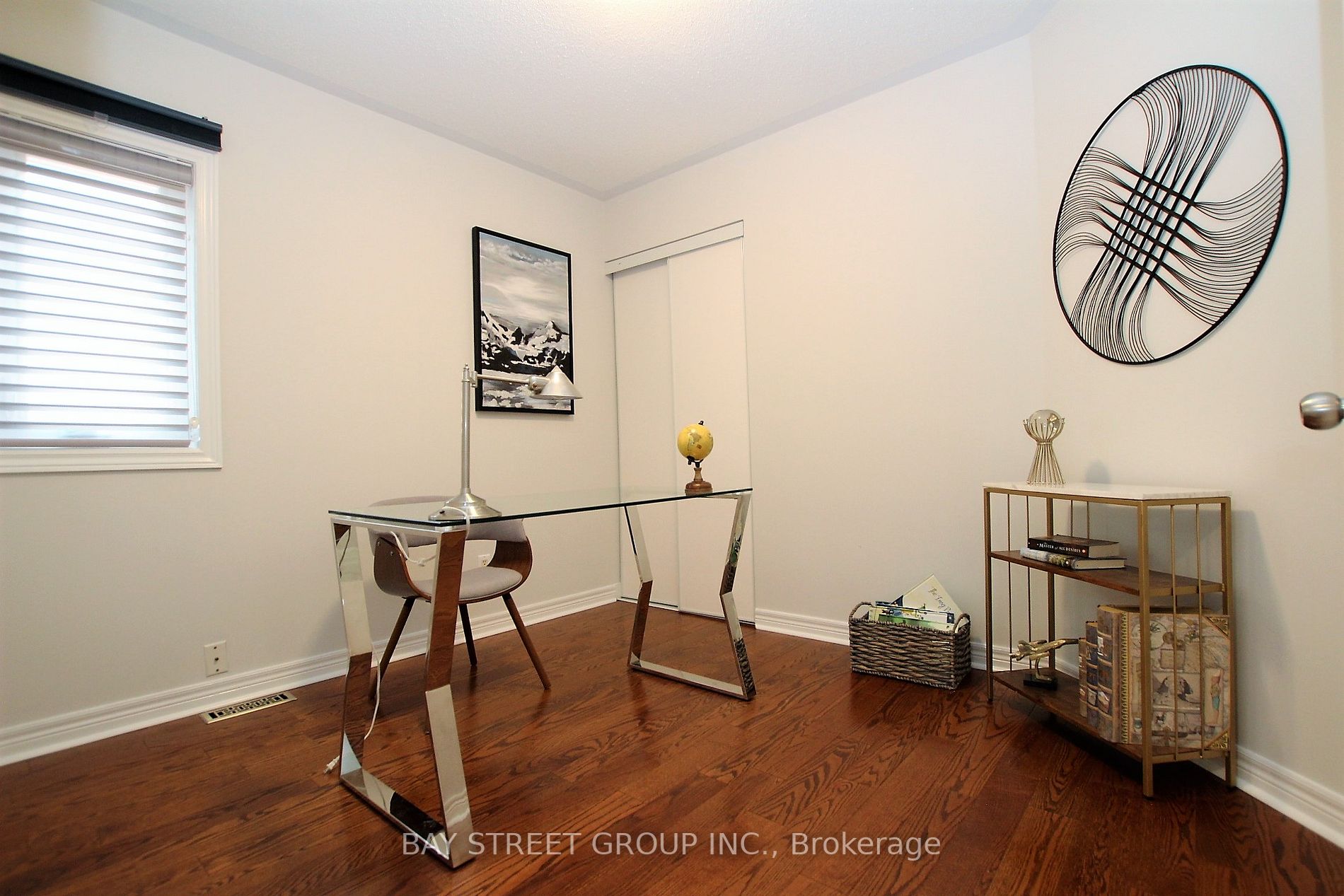 13 Crispin Court