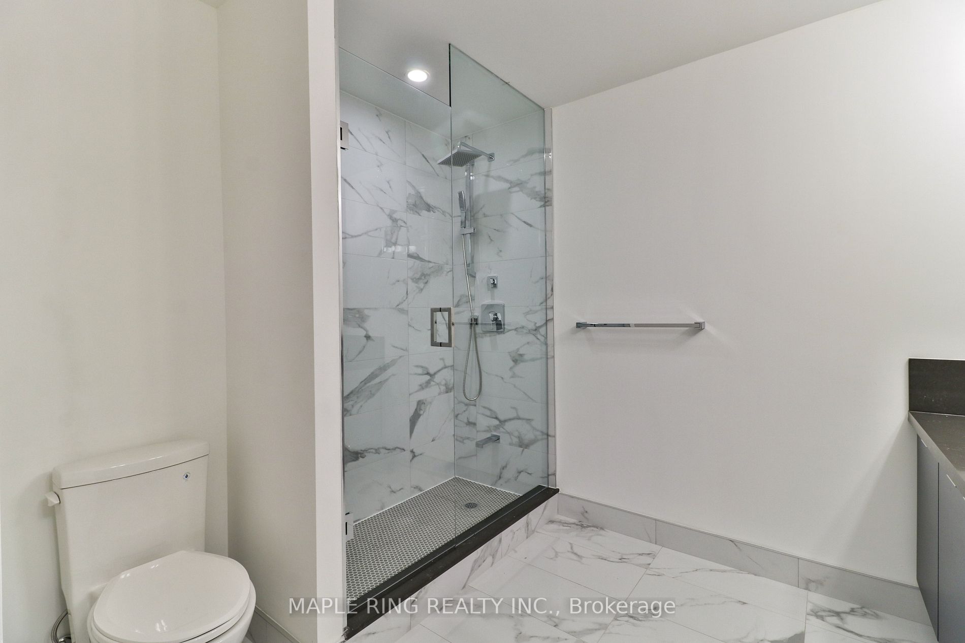 2908 Highway 7 Road, #105