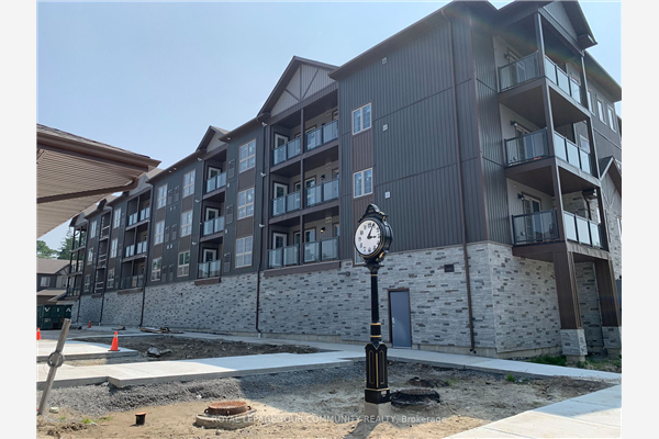 110 Grew Blvd, Georgina