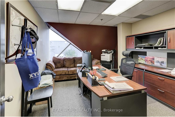 117 Ringwood Dr, Whitchurch-Stouffville