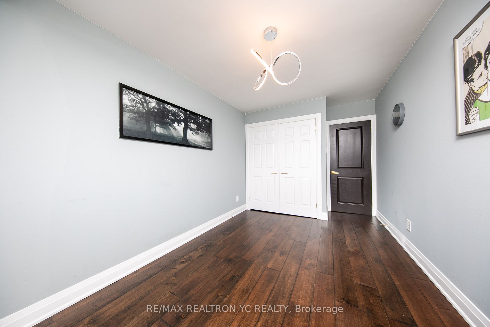 8111 Yonge St, #1712