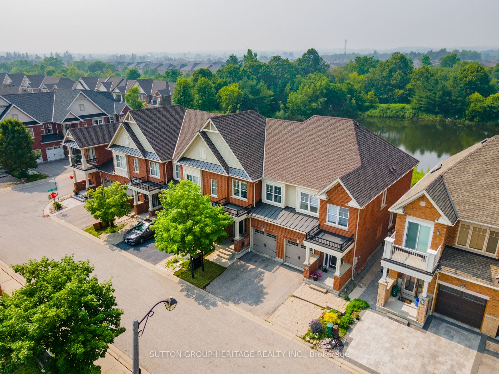19 Lodestone Lane