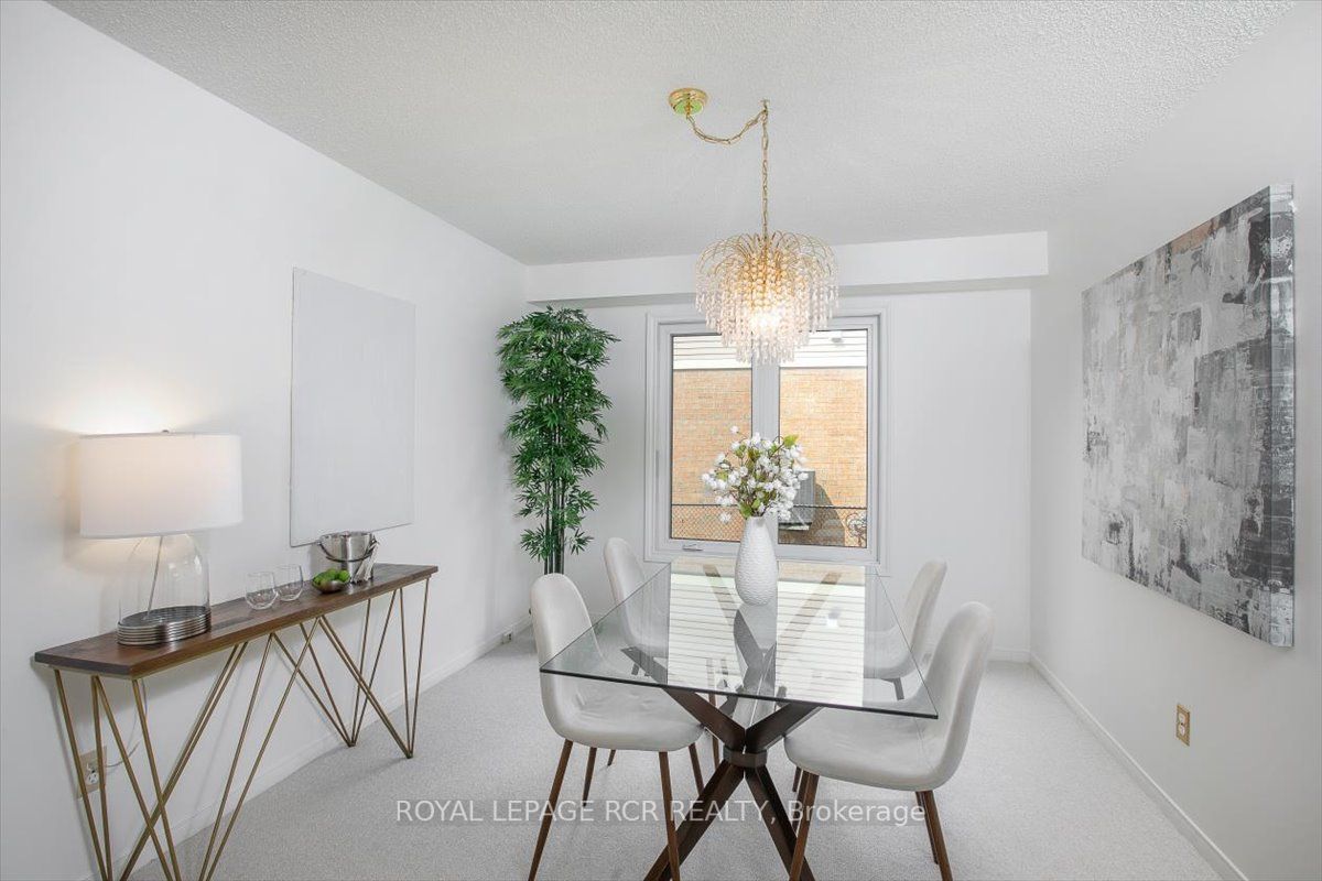 127 Crossland Gate