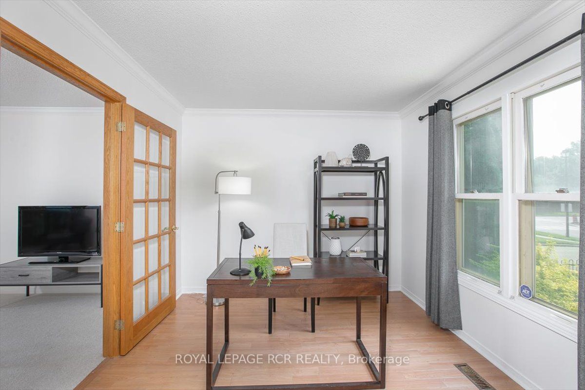 127 Crossland Gate