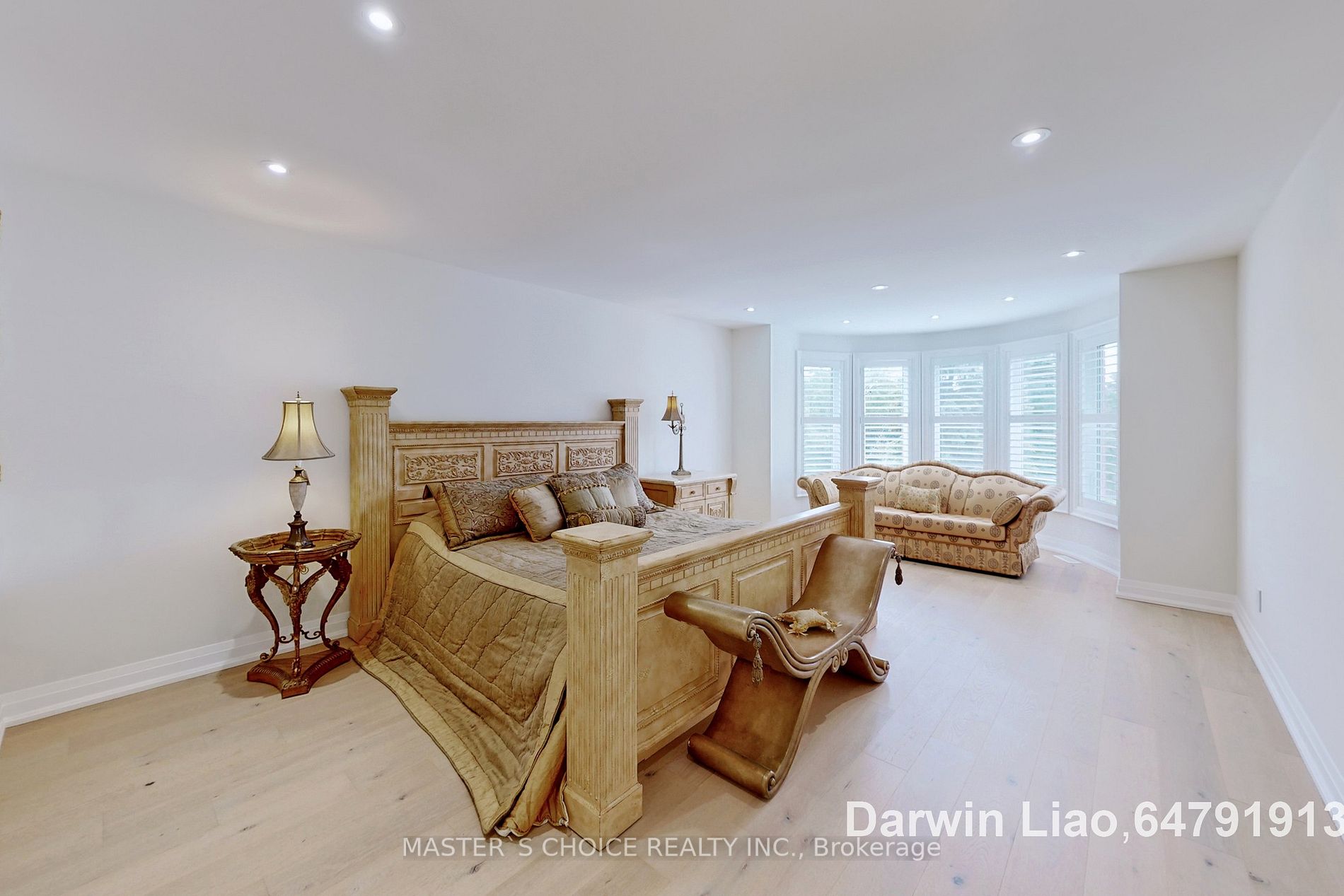 568 Elgin Mills Road W