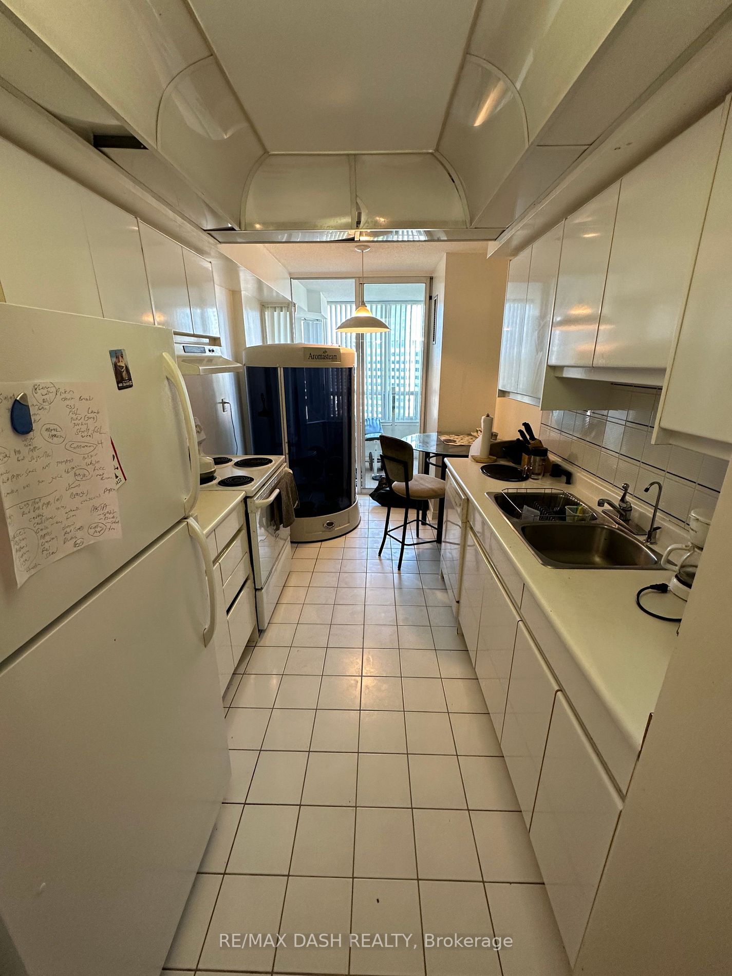 7250 Yonge St, #Ph203