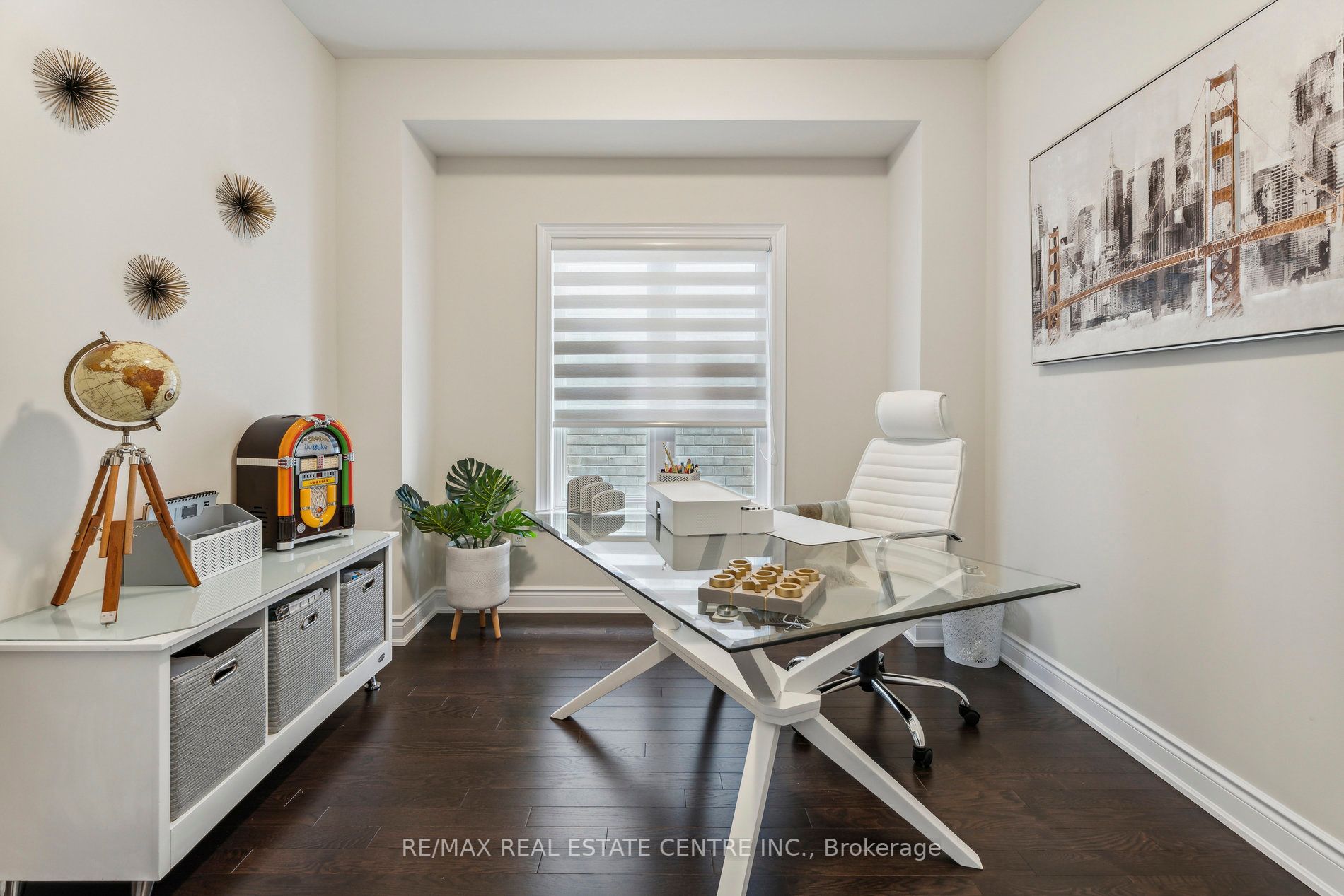 53 Janes Cres