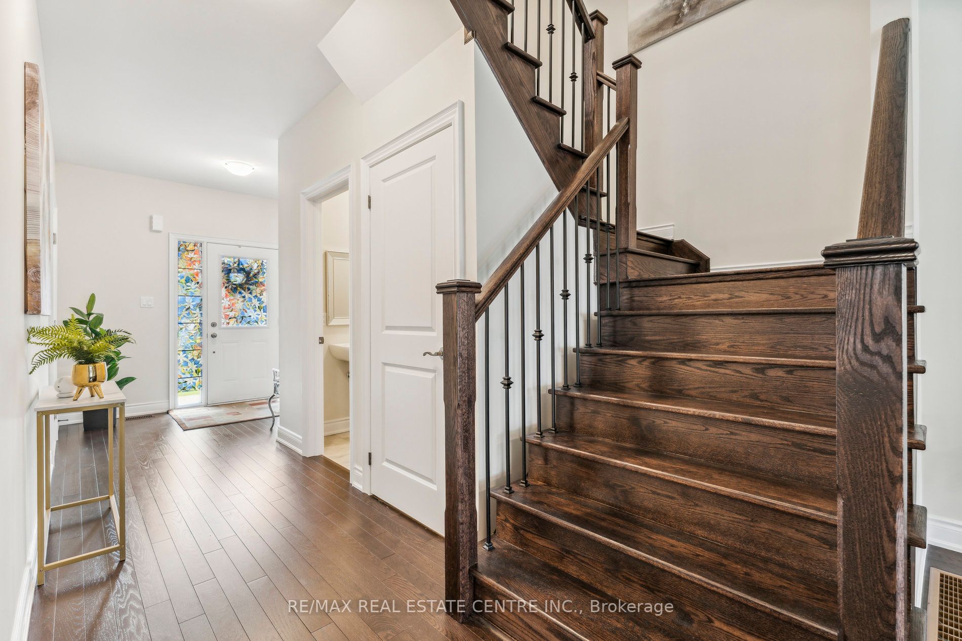 53 Janes Cres