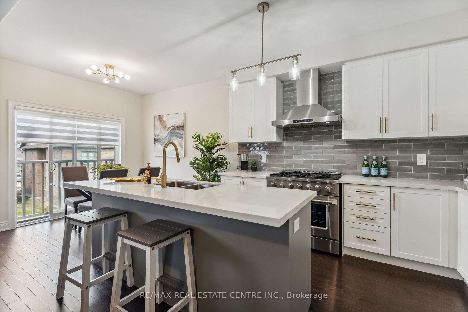 53 Janes Cres
