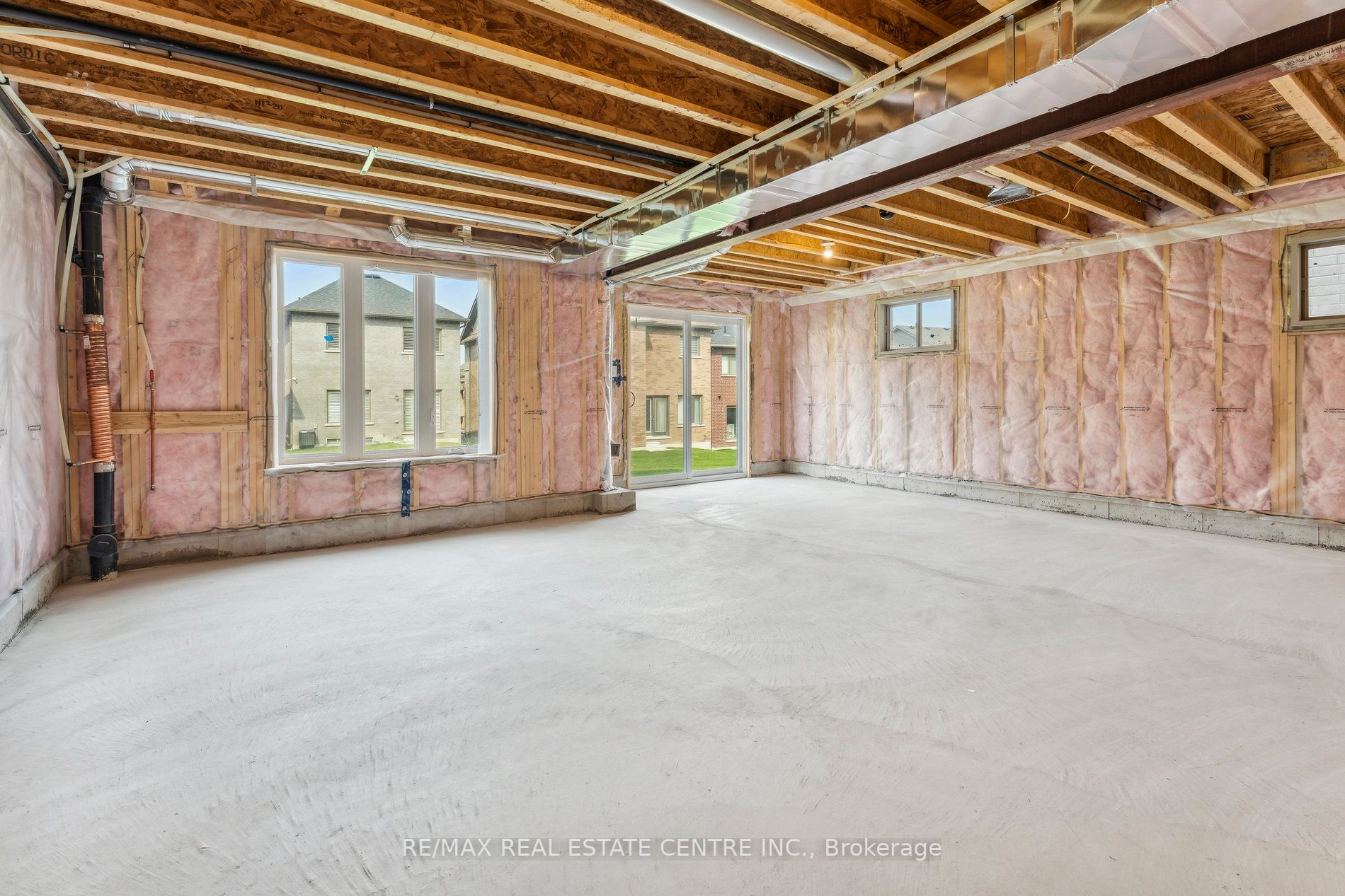 53 Janes Cres