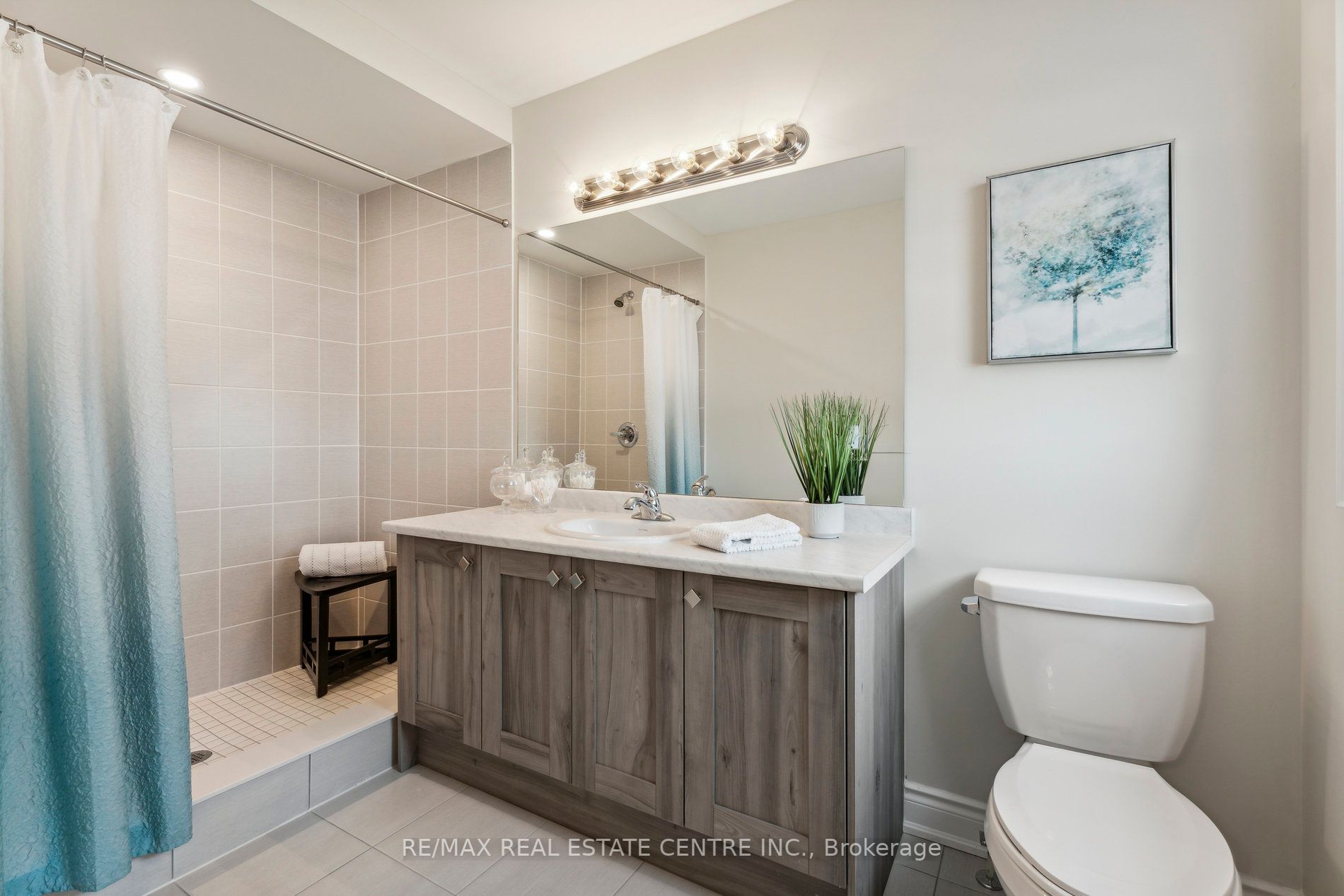 53 Janes Cres
